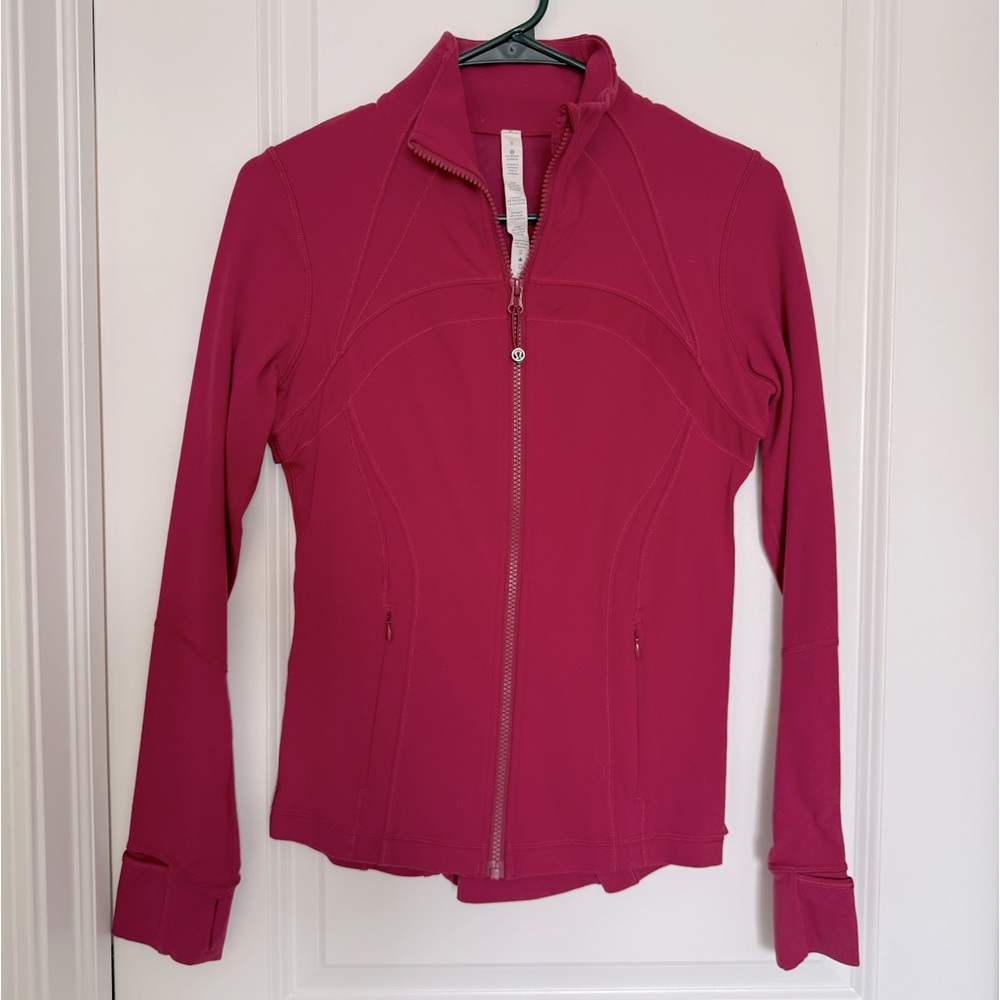 Lululemon zip up jacket size 6